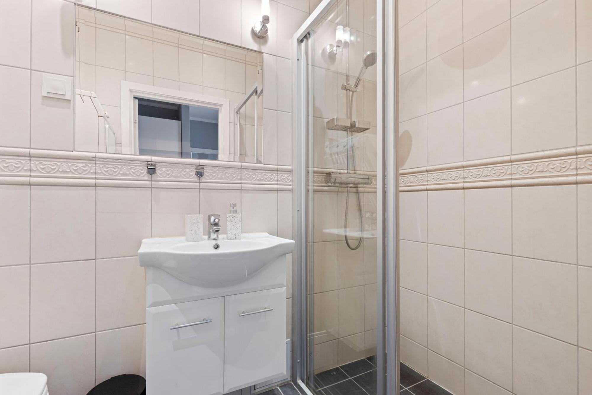 Modern And Bright Apartment In Central أوسلو المظهر الخارجي الصورة
